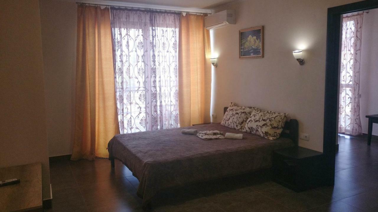 Villa Dinastiya Zatoka Eksteriør bilde